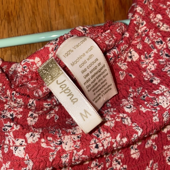 Women’s blouse - Picture 2 of 2